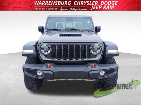 New 2025 Jeep Gladiator Mojave w/ Convenience Group image 10