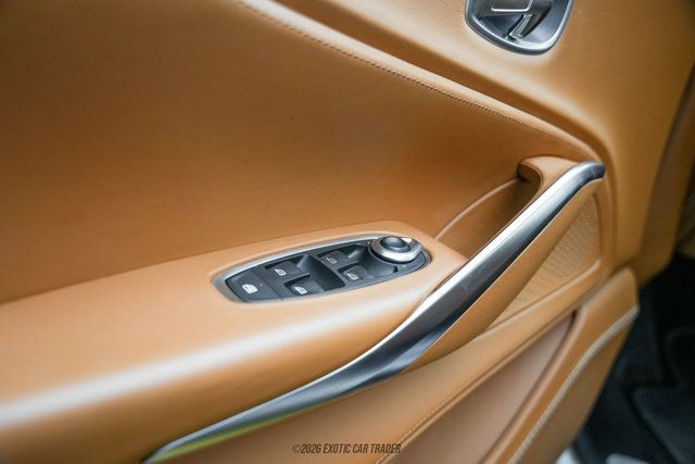 Used 2021 Aston Martin DBX AWD/4WD image 24