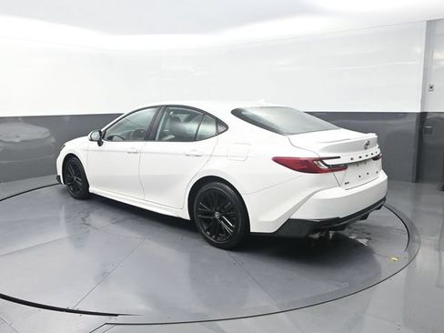 Used 2026 Toyota Camry SE FWD image 6