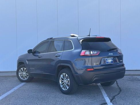 Used 2021 Jeep Cherokee Latitude Plus image 3