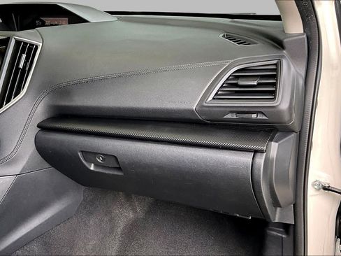 Used 2019 Subaru Crosstrek 2.0i Premium w/ Eyesight System AWD/4WD image 17