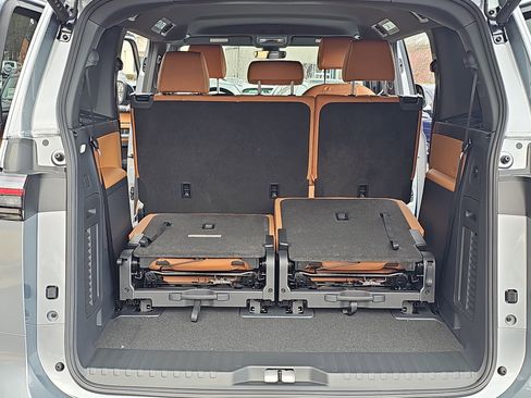 New 2025 Volkswagen ID. Buzz Pro S image 13