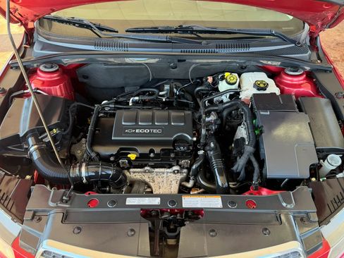 Used 2011 Chevrolet Cruze LT image 25