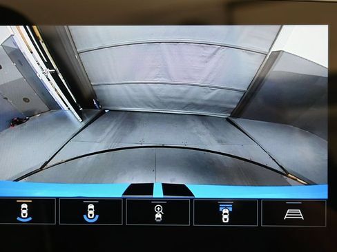 Used 2022 Chevrolet Corvette Stingray Premium Conv w/ Z51 Performance Package RWD image 17