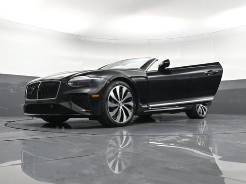 Used 2026 Bentley Continental GTC AWD/4WD image 37