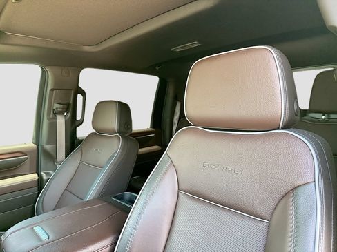 Used 2026 GMC Sierra 2500 Denali w/ Denali Reserve Package AWD/4WD image 13