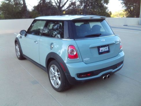 Used 2013 MINI Cooper S image 9