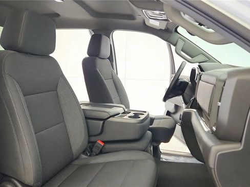 Used 2023 Chevrolet Silverado 1500 LT image 38