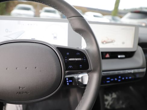 Used 2024 Hyundai Ioniq 5 SE image 24