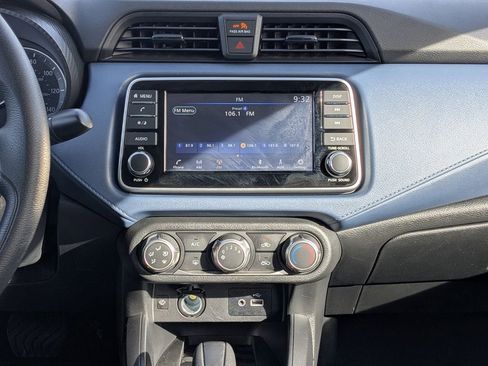 Used 2025 Nissan Versa SV image 16