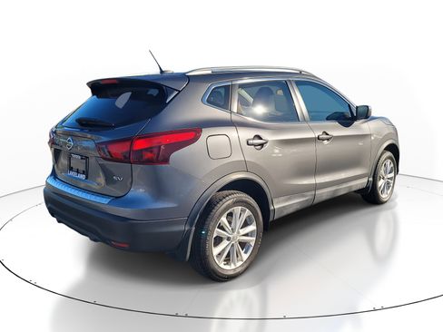 Used 2018 Nissan Rogue Sport SV image 7
