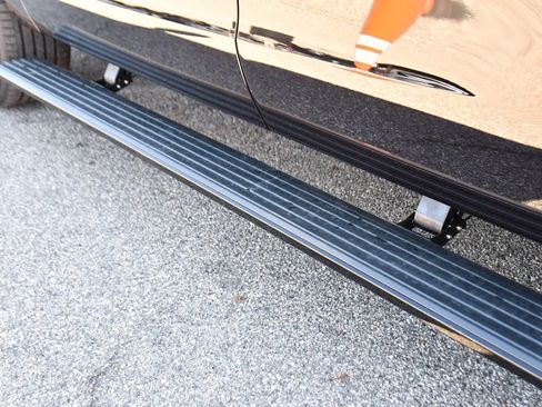 New 2026 Lincoln Navigator Reserve AWD/4WD image 46