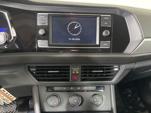 Used 2022 Volkswagen Jetta S image 14