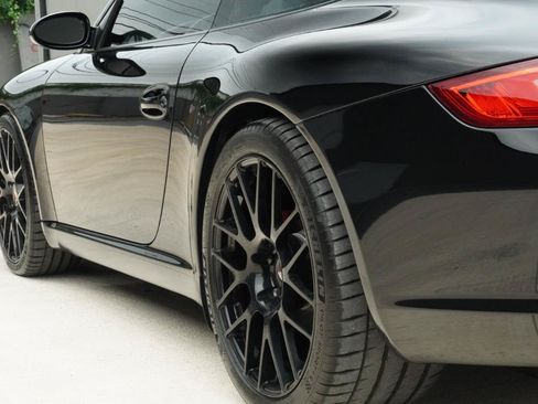 Used 2006 Porsche 911 Carrera S RWD image 16