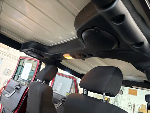 Used 2012 Jeep Wrangler Unlimited Sport image 46