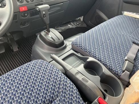 New 2024 Chevrolet Low Cab Forward 5500XG image 18