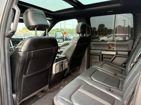 Used 2015 Ford F150 Platinum w/ Equipment Group 701A Luxury AWD/4WD image 16
