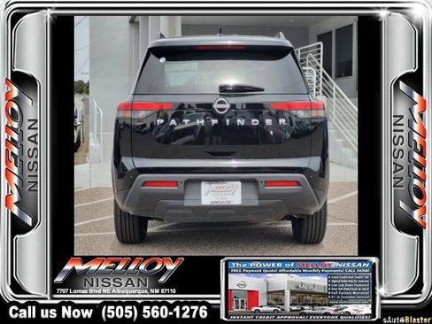 Certified 2025 Nissan Pathfinder SV FWD image 5