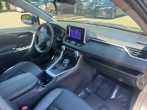 Used 2024 Toyota RAV4 XLE Premium AWD/4WD image 16