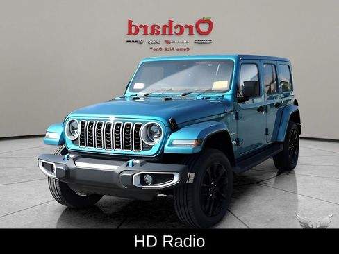 New 2024 Jeep Wrangler Unlimited Sahara w/ Technology Group AWD/4WD image 9