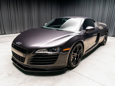 Used 2011 Audi R8 V8 image 8