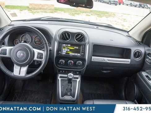 Used 2017 Jeep Compass High Altitude AWD/4WD image 4