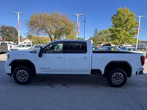 Used 2022 GMC Sierra 2500 AT4 w/ AT4 Preferred Package image 8