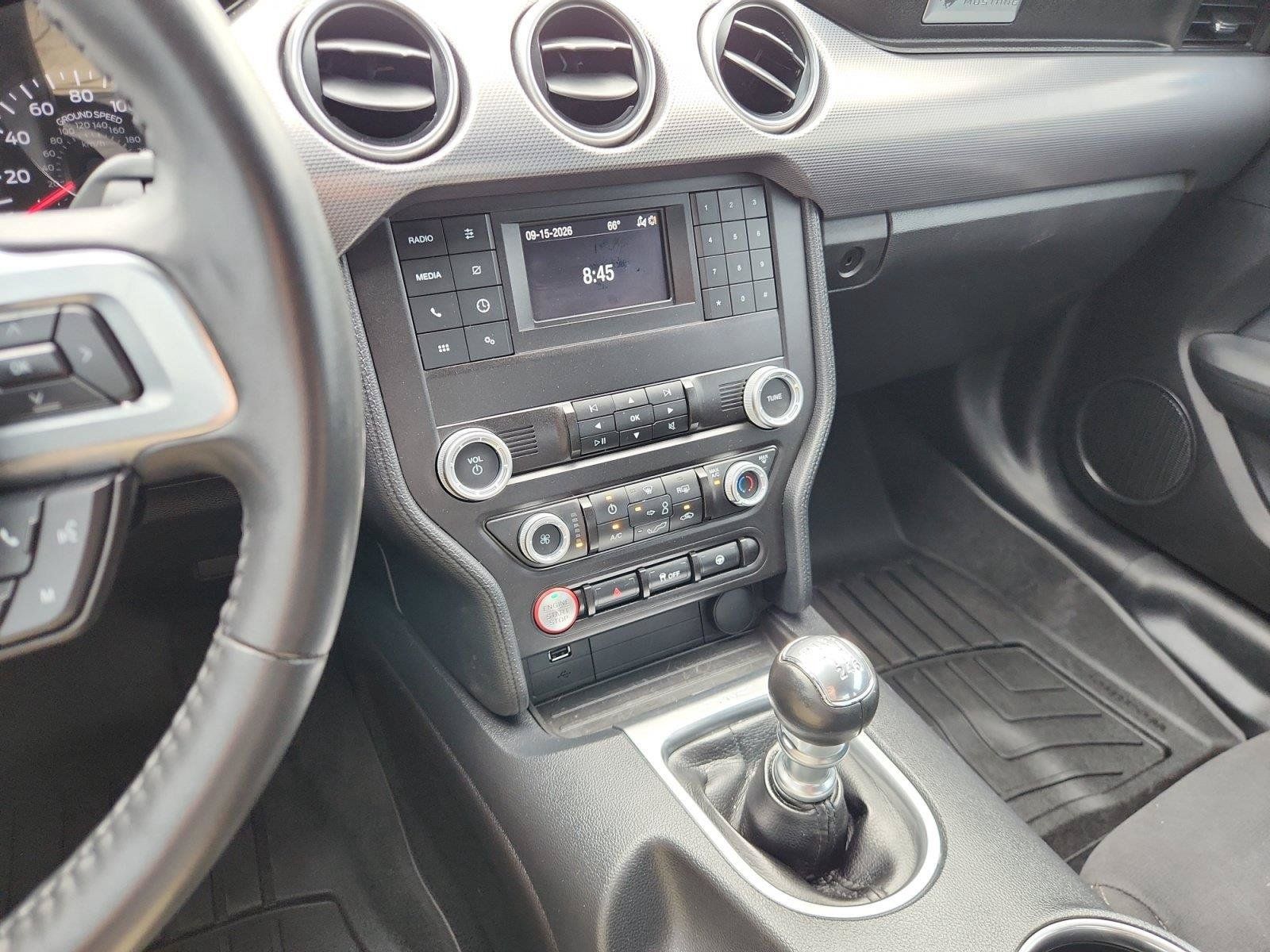 Used 2021 Ford Mustang GT RWD image 26
