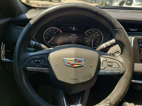 Used 2023 Cadillac XT4 Sport FWD image 8