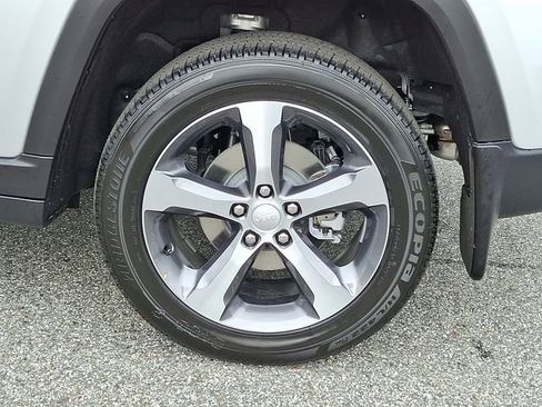 New 2025 Jeep Grand Cherokee Limited w/ Trailer Tow Package image 5