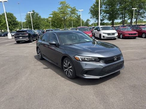 Used 2023 Honda Civic EX image 5
