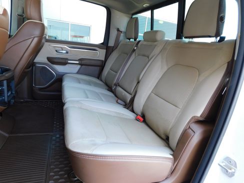 Used 2022 RAM 1500 Laramie w/ Laramie Southwest Edition image 13