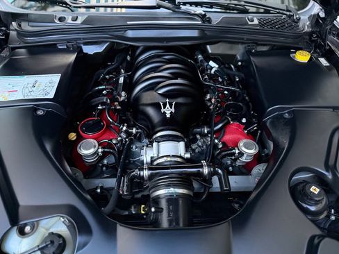 Used 2018 Maserati GranTurismo Sport image 35