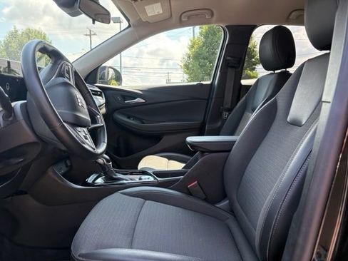 Used 2024 Buick Encore GX Preferred w/ Comfort Package FWD image 30
