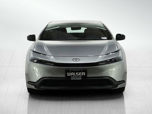 Used 2025 Toyota Prius LE image 8