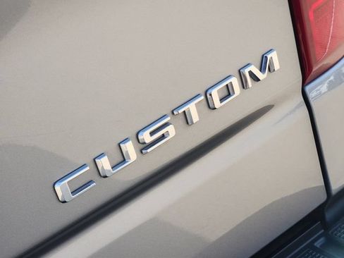 Used 2024 Chevrolet Silverado 1500 Custom RWD image 9