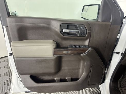 Used 2021 GMC Sierra 1500 SLT image 14