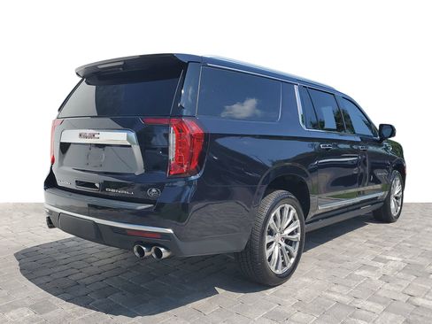 Certified 2021 GMC Yukon XL Denali w/ Denali Premium Package RWD image 6
