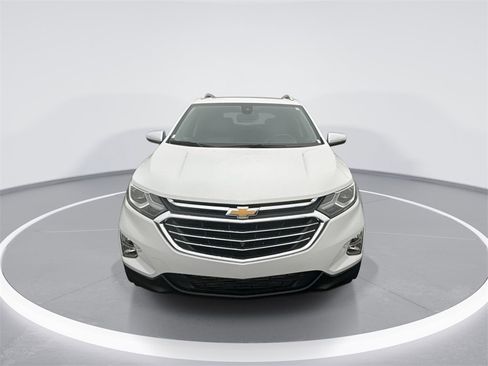 Used 2021 Chevrolet Equinox Premier image 3