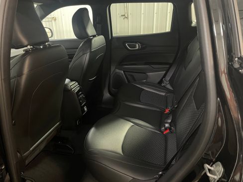 New 2026 Jeep Compass Latitude image 7