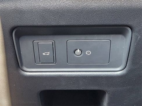 Used 2023 Land Rover Discovery HSE R-Dynamic image 22