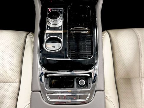 Used 2016 Jaguar XJ R-Sport AWD/4WD image 27