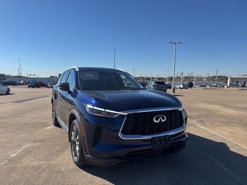 Used 2023 INFINITI QX60 Luxe w/ Cargo Package image 2