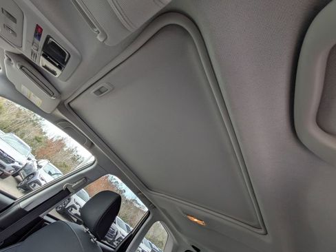 Used 2016 Subaru Forester 2.5i Premium image 19