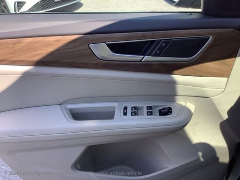 New 2026 Volkswagen Atlas SE image 28