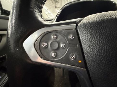 Used 2020 Chevrolet Traverse LT w/ Driver Confidence II Package image 22