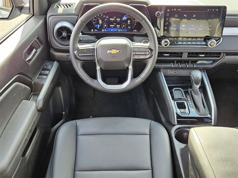 New 2025 Chevrolet Colorado LT w/ LT Convenience Package image 5