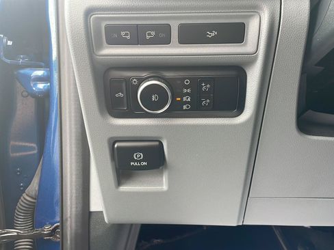 Used 2024 Ford F150 XLT w/ Equipment Group 302A MID RWD image 15