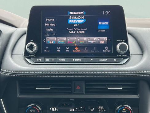 Used 2023 Nissan Rogue SV image 30