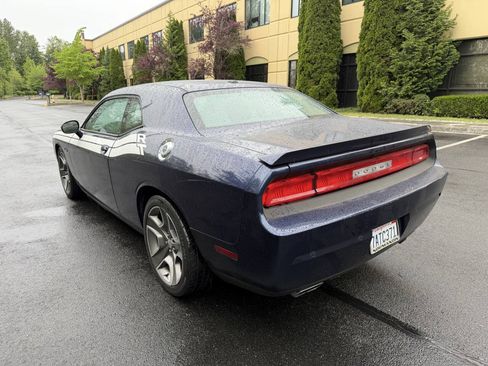 Used 2013 Dodge Challenger R/T RWD image 7